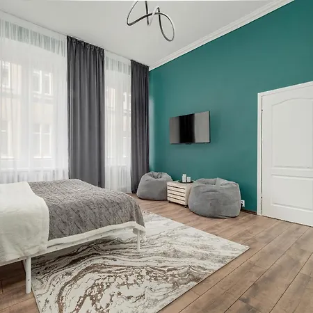 Przytulny W Centrum Lodzi By Renters Лодзь