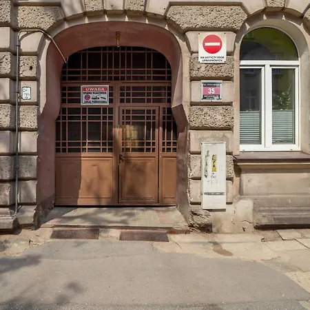 Przytulny W Centrum Lodzi By Renters Апартаменти