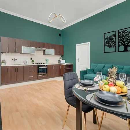 Daire Przytulny W Centrum Lodzi By Renters