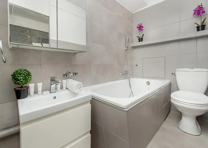 Przytulny W Centrum Lodzi By Renters * Łódź