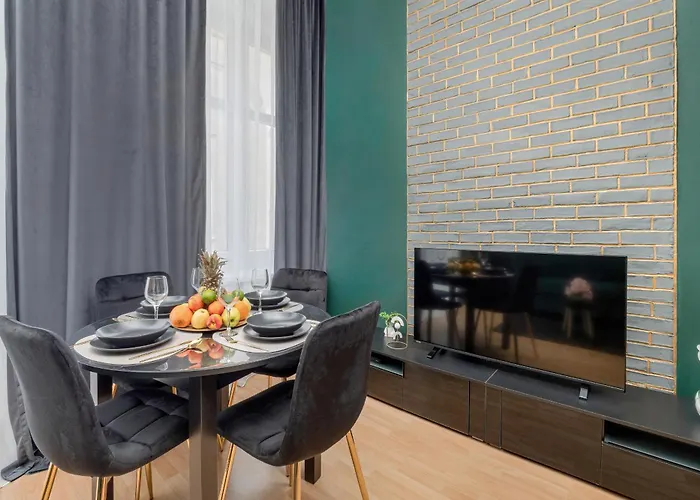 Przytulny W Centrum Lodzi By Renters Лодзь