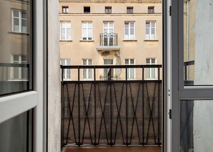 Lägenhet Przytulny W Centrum Lodzi By Renters